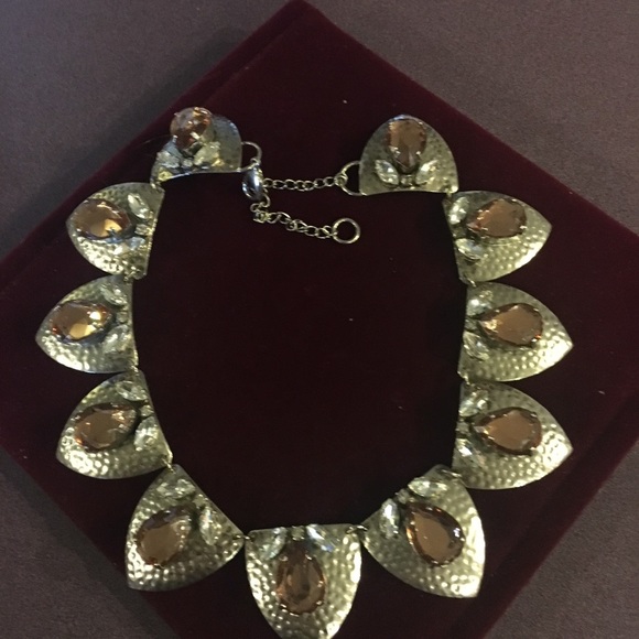 Statement Necklace Vintage Style - Picture 6 of 7